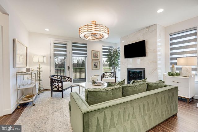 631 ANGELFISH WAY, Woodbridge, VA 22191