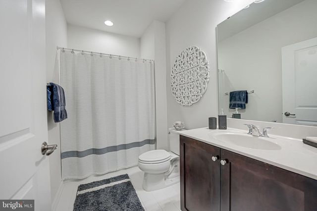 631 ANGELFISH WAY, Woodbridge, VA 22191