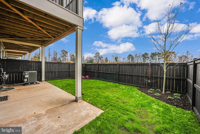 631 ANGELFISH WAY, Woodbridge, VA 22191
