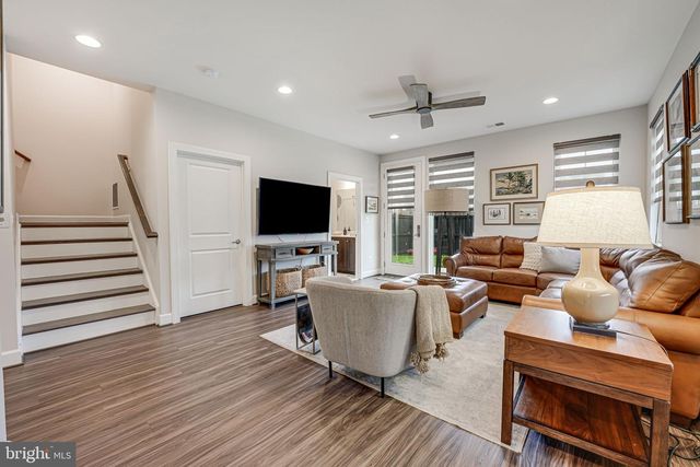 631 ANGELFISH WAY, Woodbridge, VA 22191
