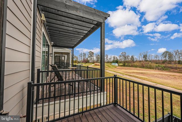 631 ANGELFISH WAY, Woodbridge, VA 22191