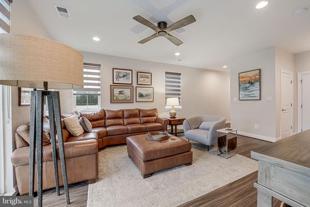 631 ANGELFISH WAY, Woodbridge, VA 22191