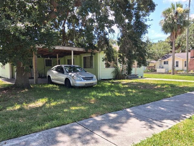217 BANANA STREET, Tarpon Springs, FL 34689