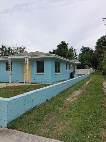 217 BANANA STREET, Tarpon Springs, FL 34689