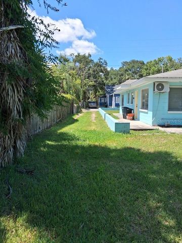 217 BANANA STREET, Tarpon Springs, FL 34689