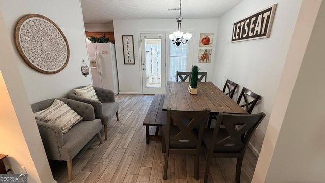 250 Mill Creek Place, Roswell, GA 30076