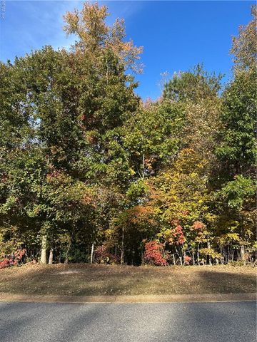 208 Monifieth, Williamsburg, VA 23188