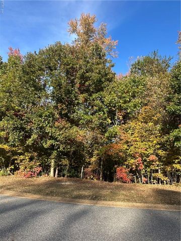 208 Monifieth, Williamsburg, VA 23188