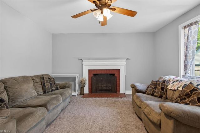 630 Sterling ST, Newport News, VA 23605
