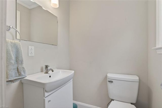 630 Sterling ST, Newport News, VA 23605