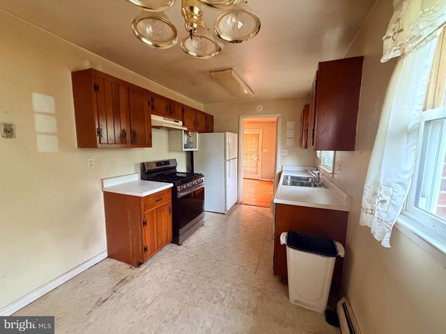 9615 LAFAYETTE AVE, Manassas, VA 20109