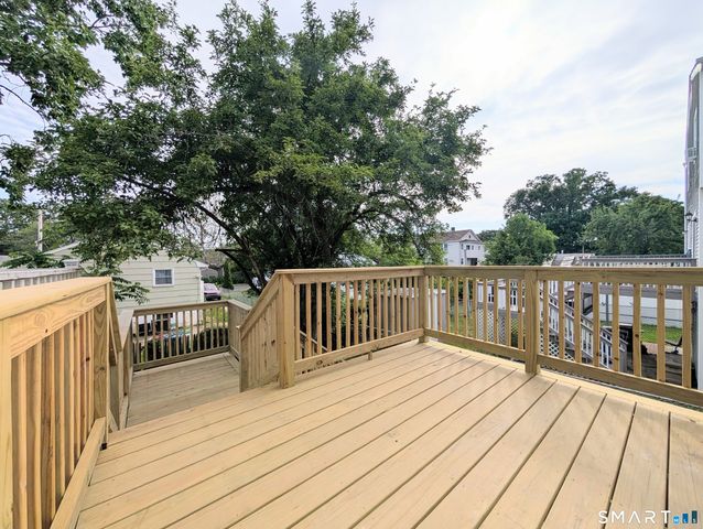 323 Columbus Avenue, Stratford, CT 06615