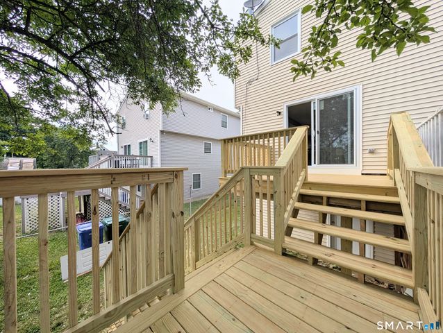 323 Columbus Avenue, Stratford, CT 06615