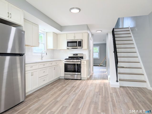 323 Columbus Avenue, Stratford, CT 06615