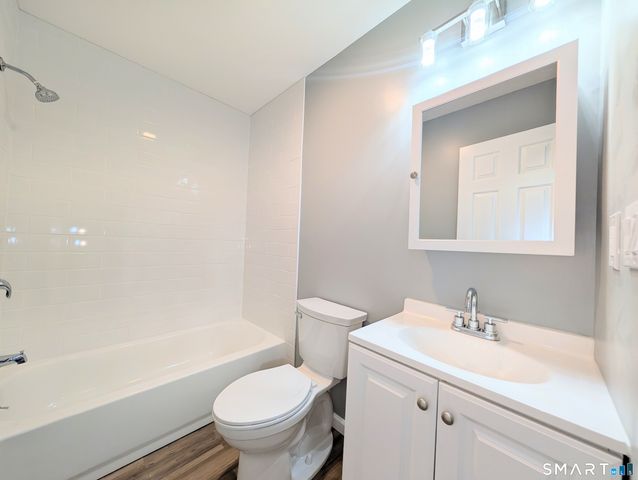 323 Columbus Avenue, Stratford, CT 06615