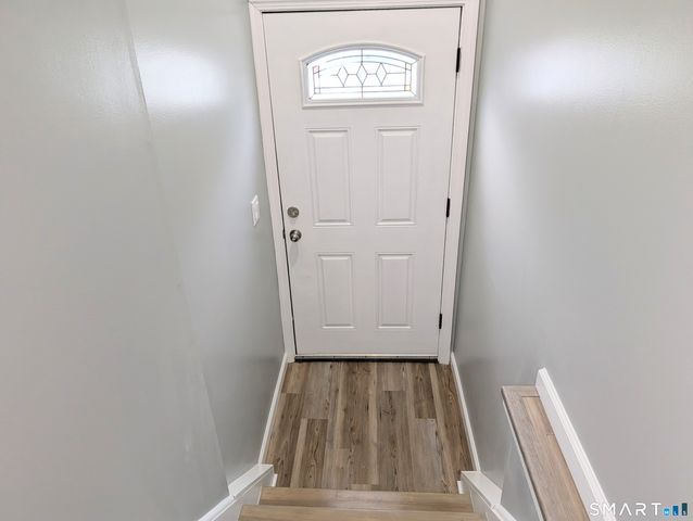 323 Columbus Avenue, Stratford, CT 06615