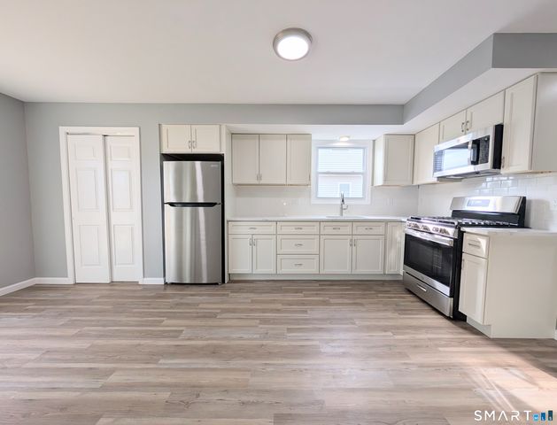 323 Columbus Avenue, Stratford, CT 06615