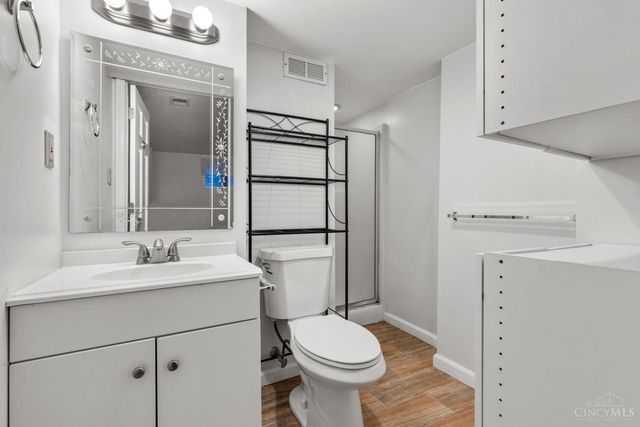 10883 Lakehurst Court, Sycamore Twp, OH 45242