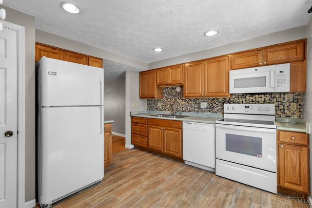 10883 Lakehurst Court, Sycamore Twp, OH 45242