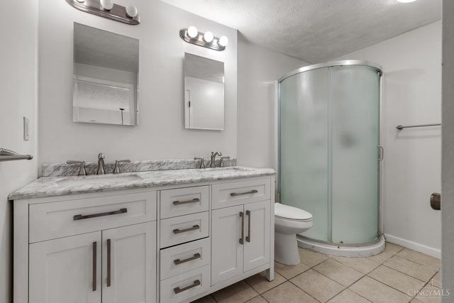 10883 Lakehurst Court, Sycamore Twp, OH 45242