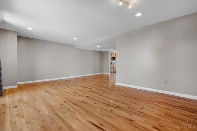 10883 Lakehurst Court, Sycamore Twp, OH 45242