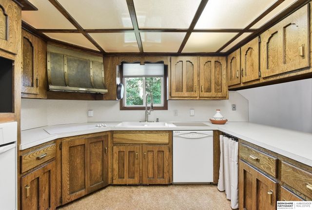 3023 N 75th Avenue, Omaha, NE 68134