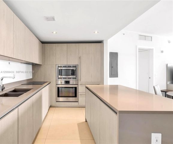 4111 S Ocean Drive 2303, Hollywood, FL 33019