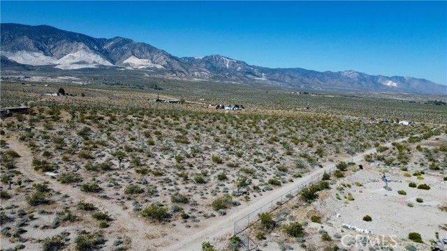 765 Cloud Road, Lucerne Valley, CA 92356