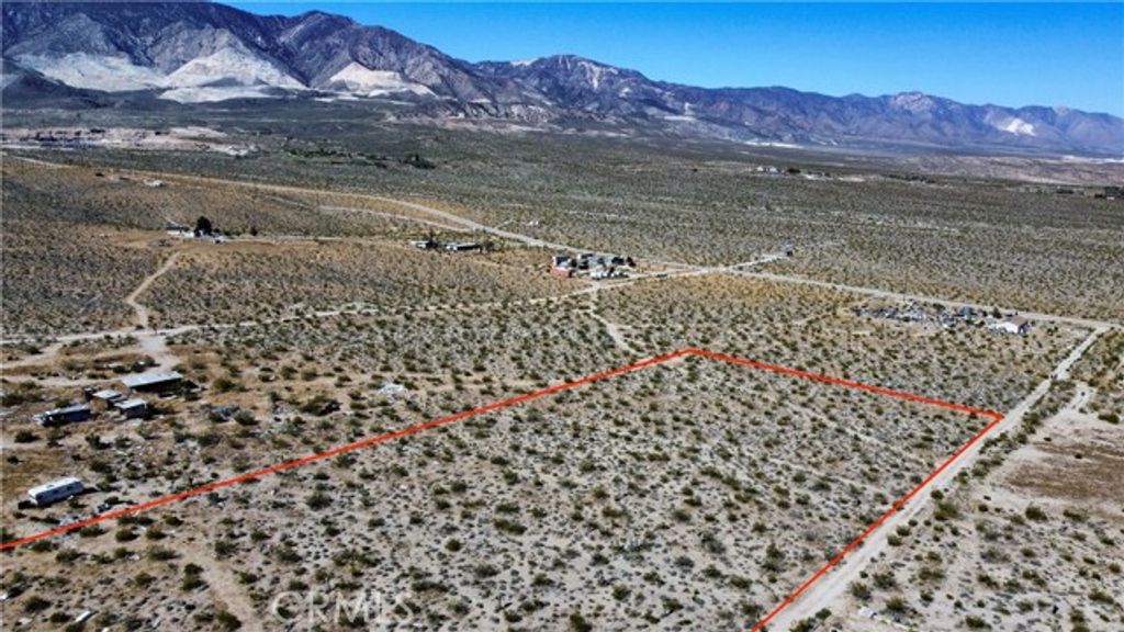 765 Cloud Road, Lucerne Valley, CA 92356