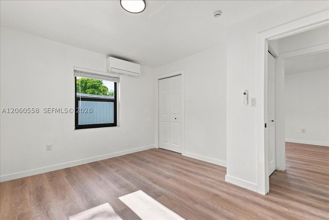 14035 NW 6th Ave, North Miami, FL 33168