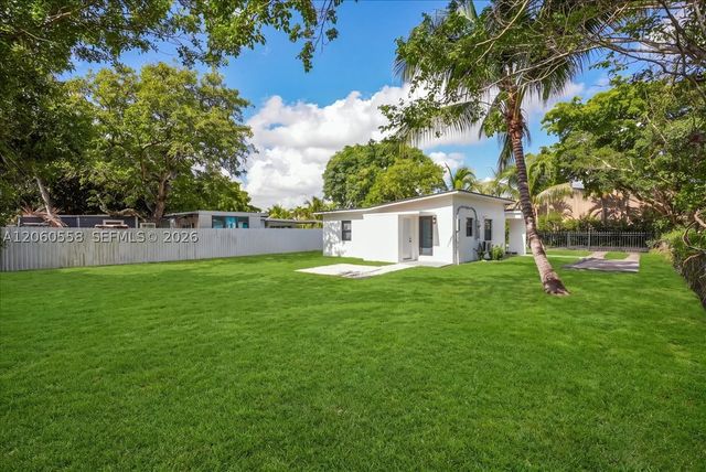 14035 NW 6th Ave, North Miami, FL 33168