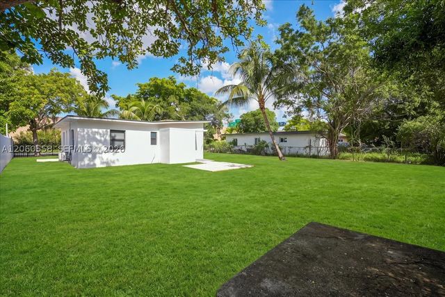 14035 NW 6th Ave, North Miami, FL 33168