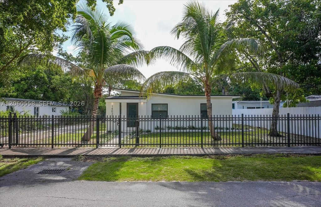 14035 NW 6th Ave, North Miami, FL 33168