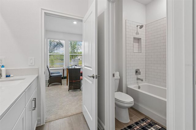 18542 SERENE LAKE LOOP, Lutz, FL 33548