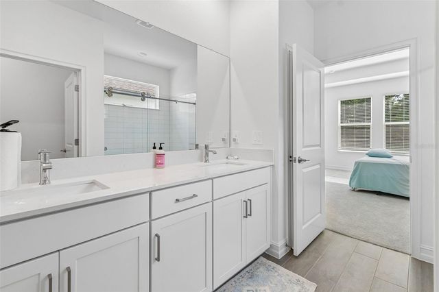 18542 SERENE LAKE LOOP, Lutz, FL 33548