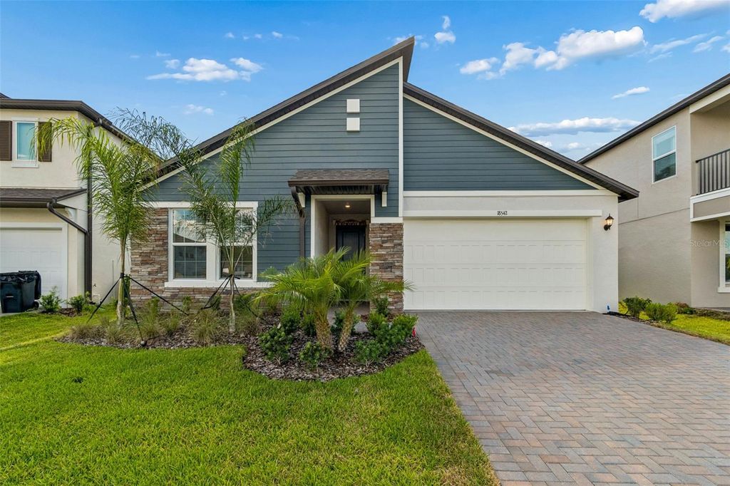 18542 SERENE LAKE LOOP, Lutz, FL 33548