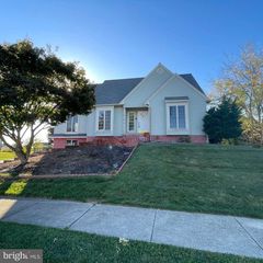 878 BUTTERMILK CT, Harrisburg, PA 17111
