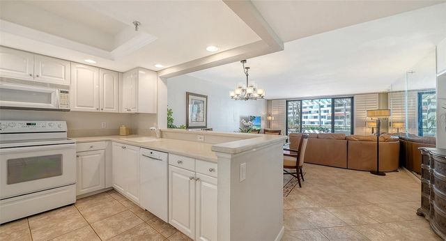 1445 GULF OF MEXICO DRIVE 101, Longboat Key, FL 34228