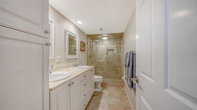 1445 GULF OF MEXICO DRIVE 101, Longboat Key, FL 34228