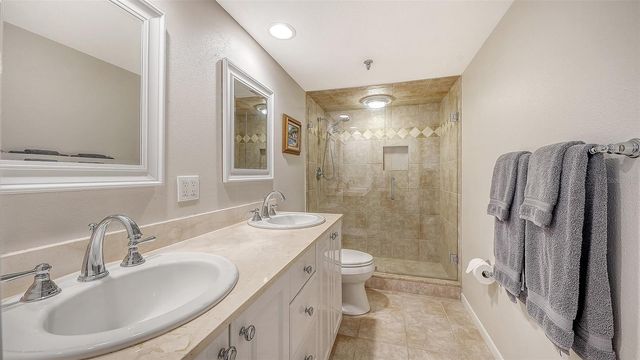 1445 GULF OF MEXICO DRIVE 101, Longboat Key, FL 34228