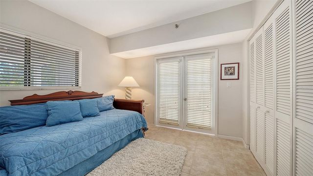 1445 GULF OF MEXICO DRIVE 101, Longboat Key, FL 34228