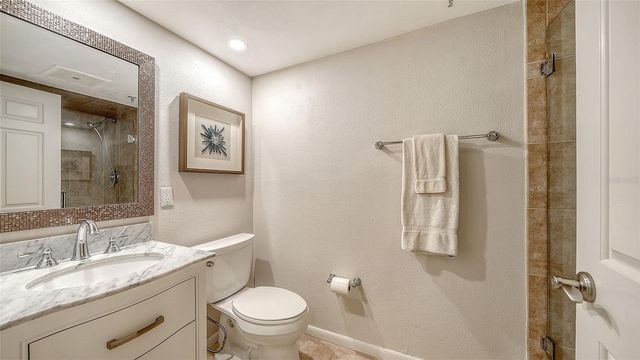 1445 GULF OF MEXICO DRIVE 101, Longboat Key, FL 34228