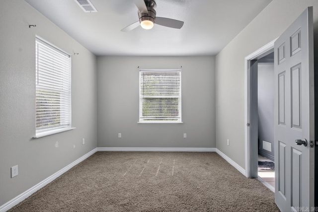 2711 Johnson Ln, Benton, AR 72019