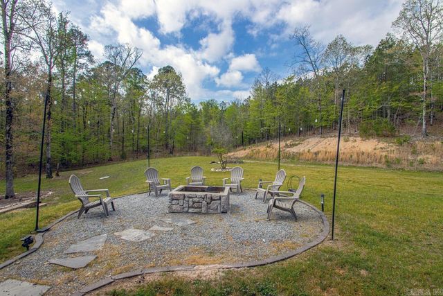 2711 Johnson Ln, Benton, AR 72019