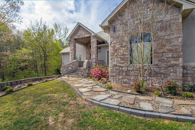 2711 Johnson Ln, Benton, AR 72019