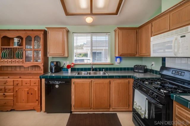 15935 Spring Oaks Rd 124, El Cajon, CA 92021