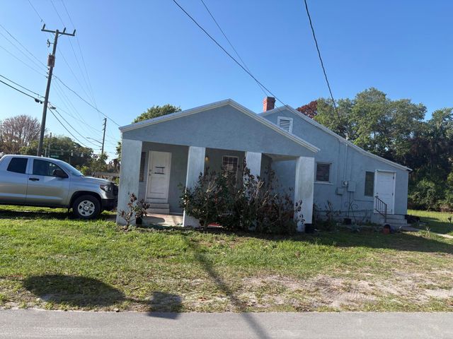 701 S 13th Street, Fort Pierce, FL 34950
