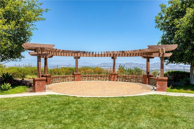 2725 Sierra Bella Drive, Corona, CA 92882