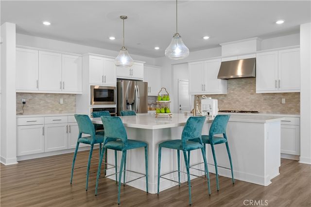 2725 Sierra Bella Drive, Corona, CA 92882