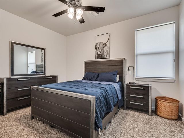 5721 Goldstone Court, Mustang, OK 73064